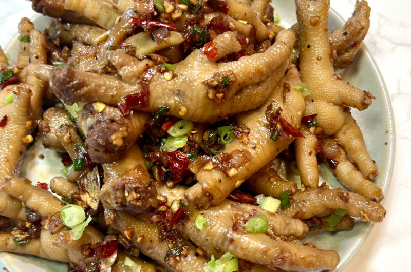 Filipino Garlic Chicken Feet | Iankewks